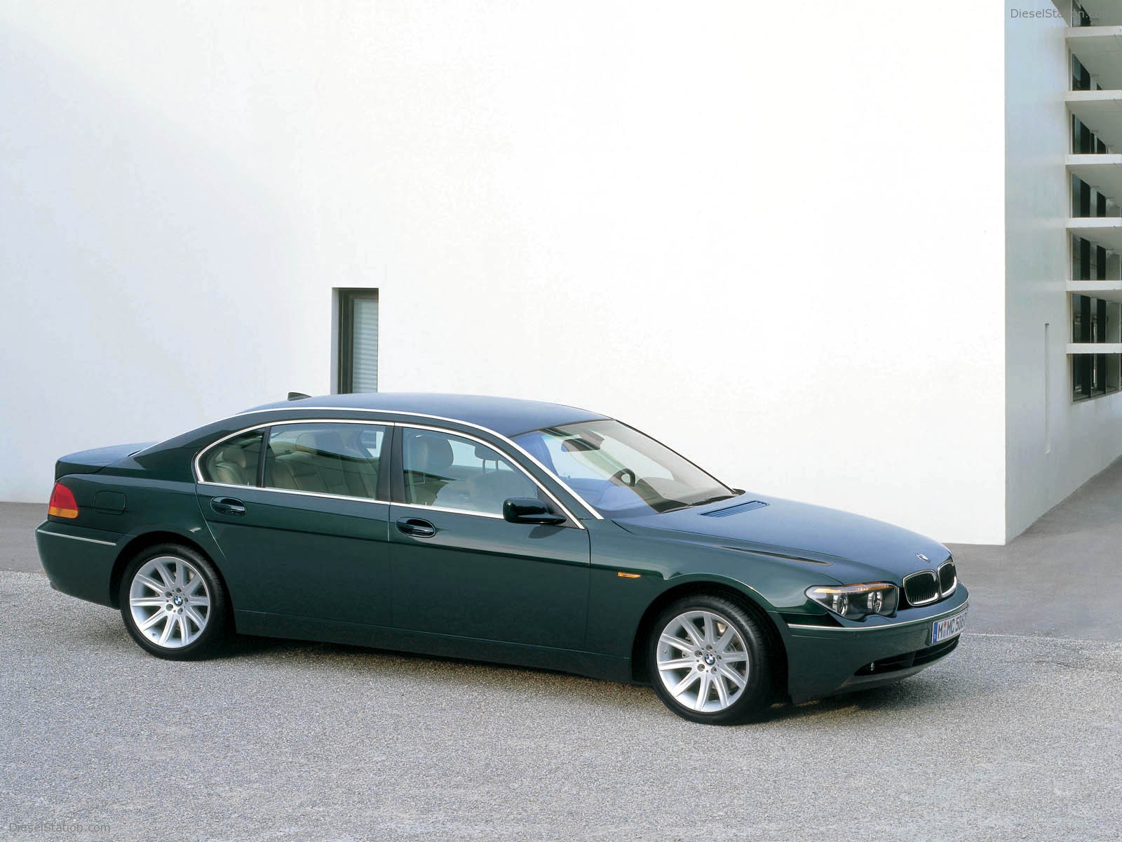 BMW 7 Series (2002)